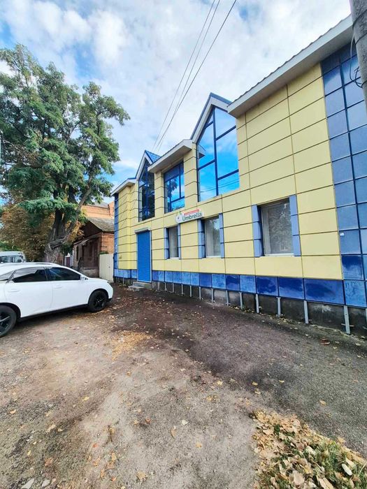 Здам в оренду двоповерхову будівлю 100 м2 в центрі, на вул. Шевченка.