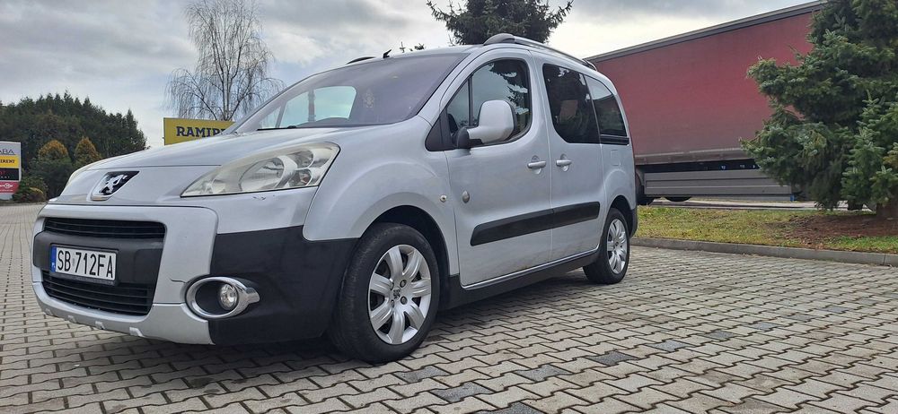 Peugeot Partner – 2010 – 1.6 Diesel – 185 117 km – Hak – Stan dobry-FV