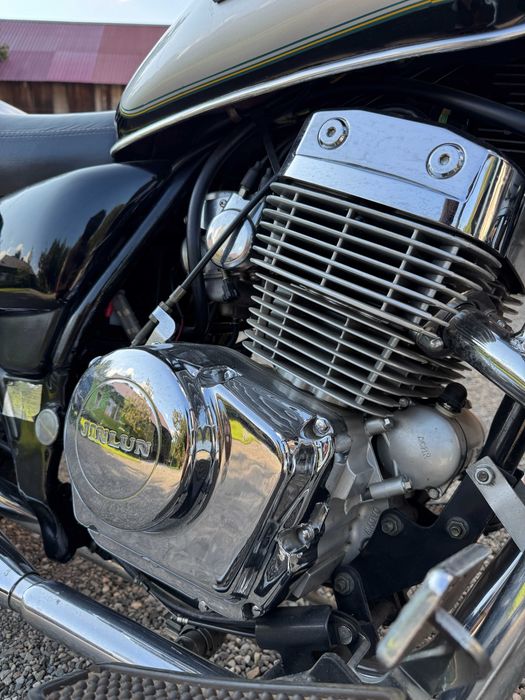 Motocykl Jinlun 250