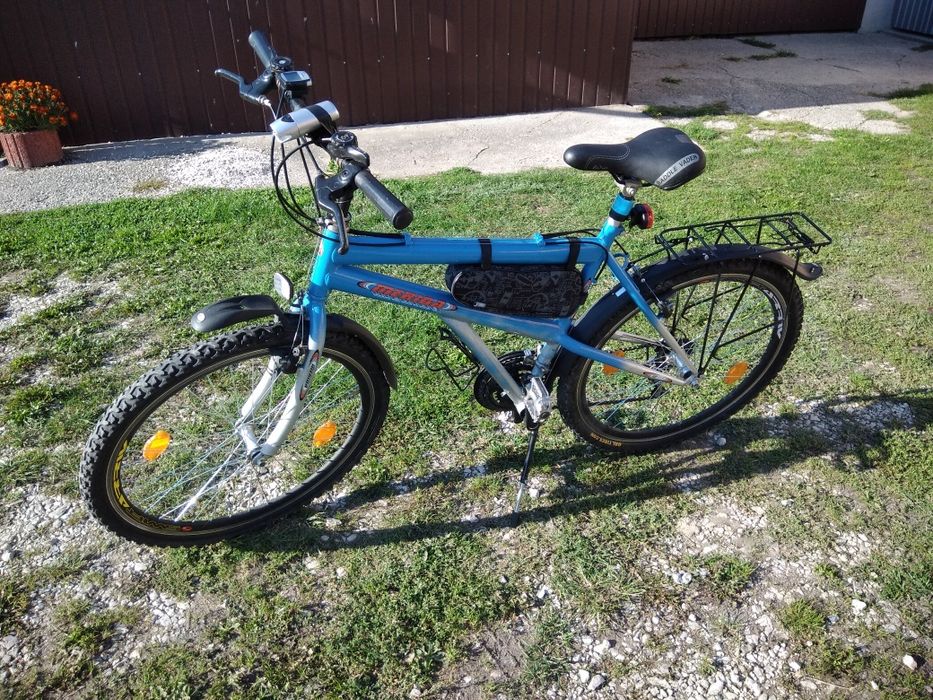 Rower                     .