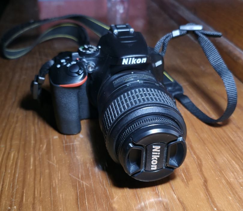 Nikon d3500 + AF-S Nikkor 18-55mm 3.5-5.6
