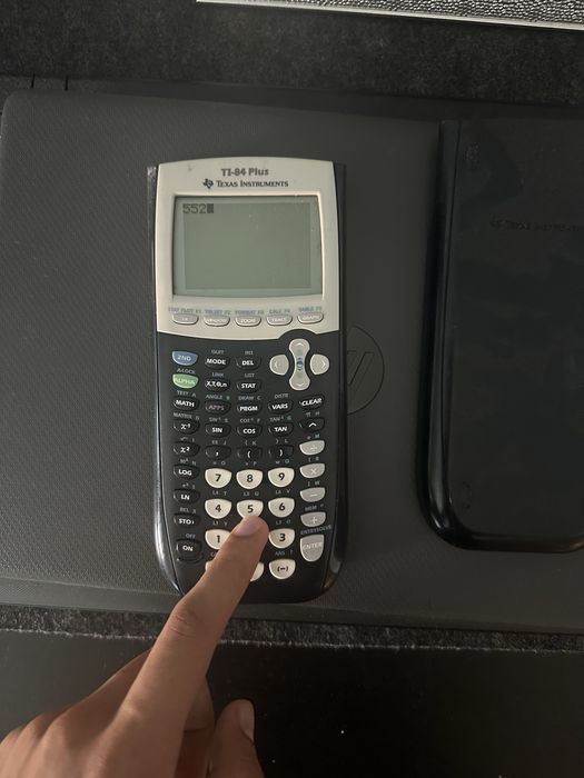 Calculadora Gráfica TEXAS Ti-84 Plus