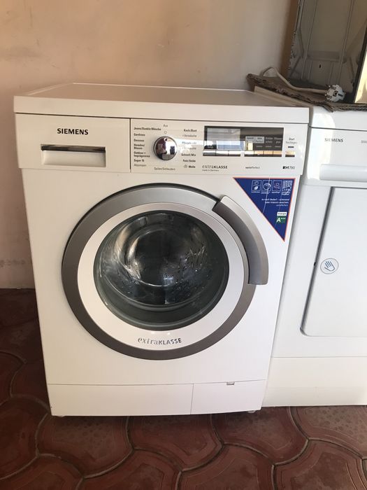 Продам пральну машинку на 8 кг.