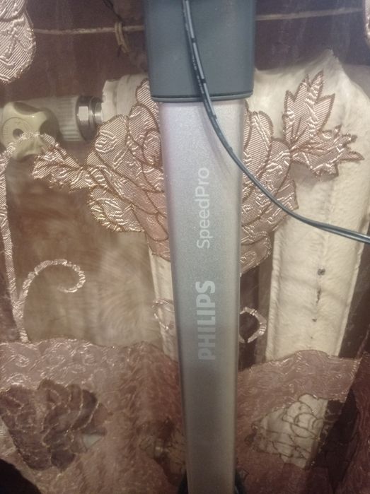 Продам пылесос philips speedpro