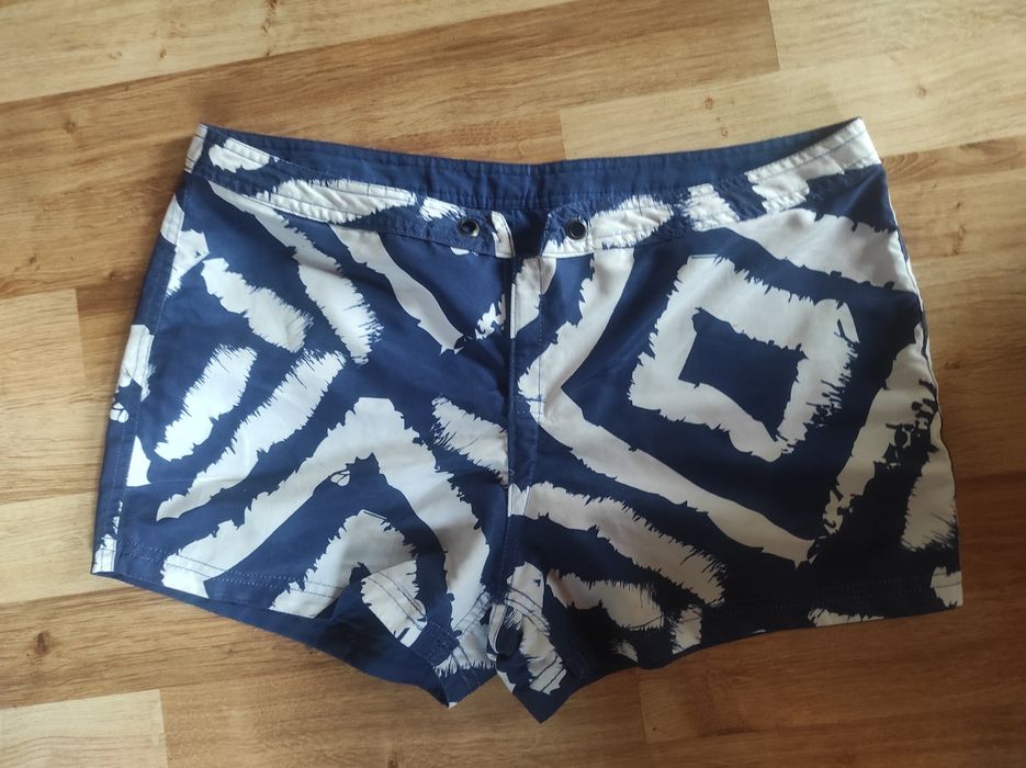 Dwustronne krótkie spodenki rozmiar m szorty granatowo białe