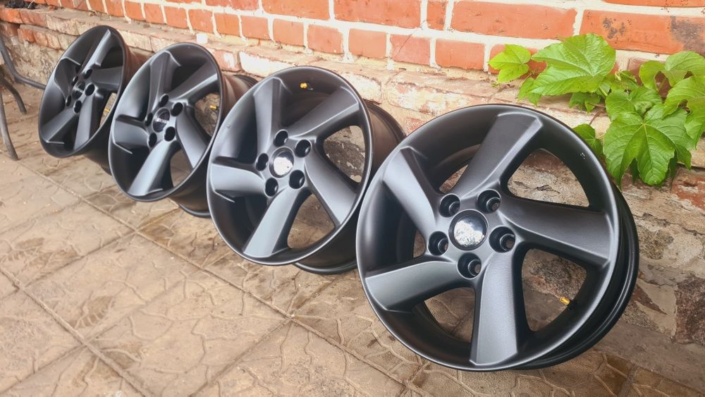 5/114.3 r16 Renault, Suzuki, Nissan, Subaru, Kia, Toyota, Honda, Hyund