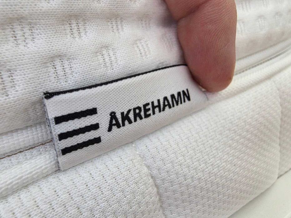 Colchão IKEA ÅKREHAMN 160x200 cm – limpo e em bom estado