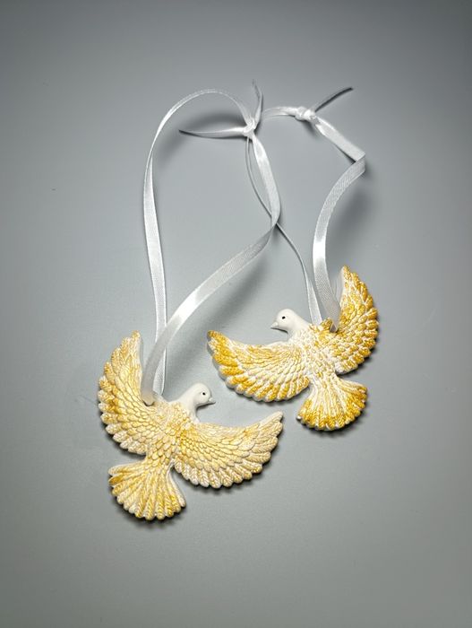 Ялинкова прикраса - пара голубів з гіпсу, гіпсові фігурки.