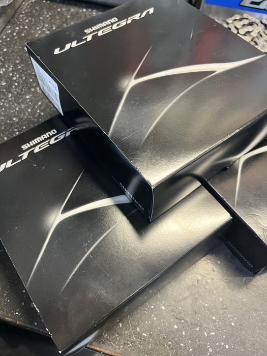 Manete Shimano Ultegra 8020 11v (disco)