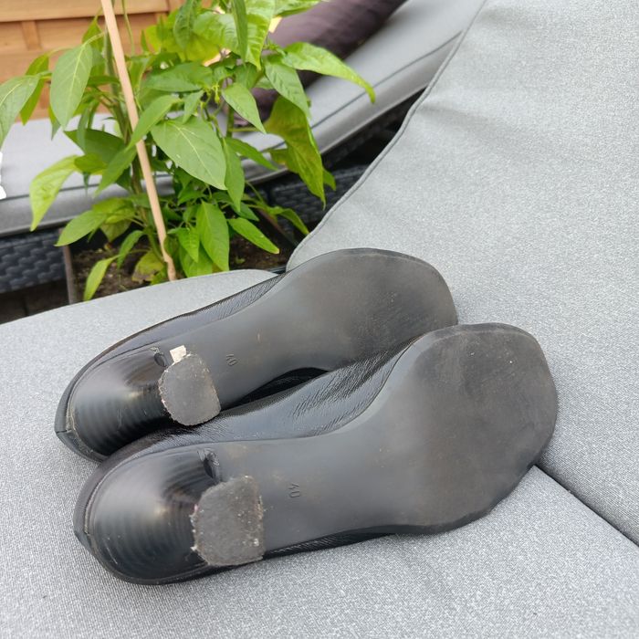 Czółenka czarne rozmiar 40