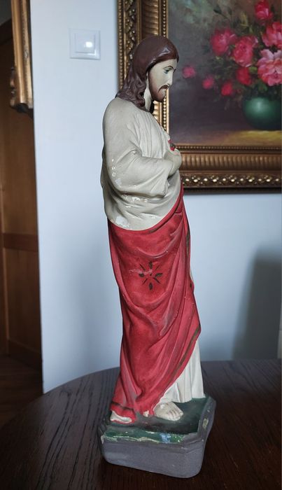 Stara gipsowa figurka Serce Jezusa