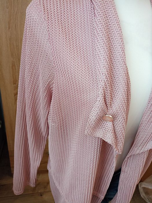 Kardigan damski.