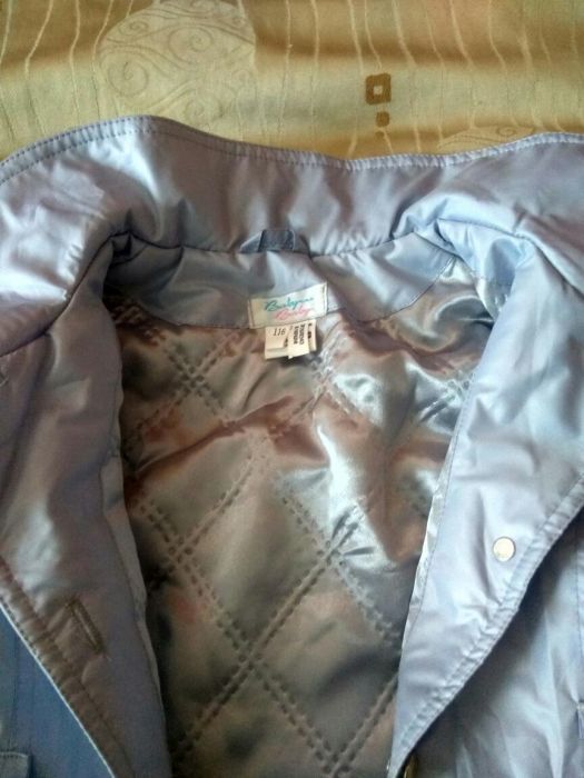 Продам плащ для дівчинки