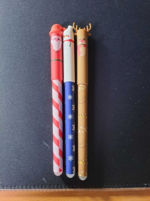 Canetas natal apagáveis