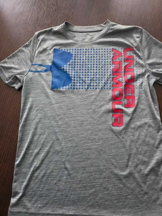 Koszulka Under Armour 12-13 lat