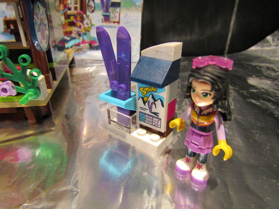 LEGO Friends - Chalé da Estância de Esqui