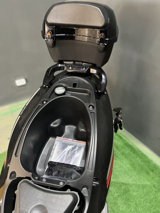 Скутер Spark SP150S-17R