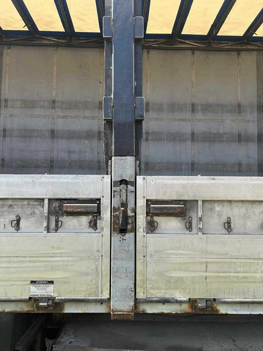 Kunice naczepa burto-plandeka Schmitz