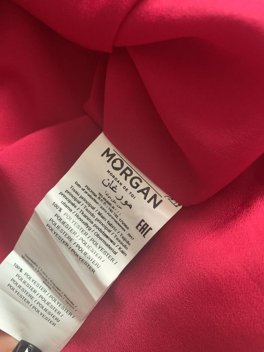 Sukienka z falbanami , MIDI , różowa, fuksja roz 42/ 40 - Morgan