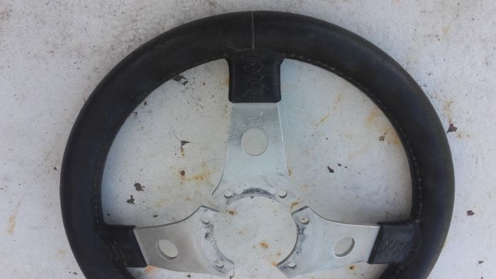 Classicos Antigos Volantes originais e desportivos