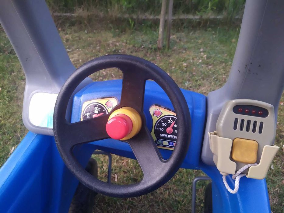 Autko jeździk policja