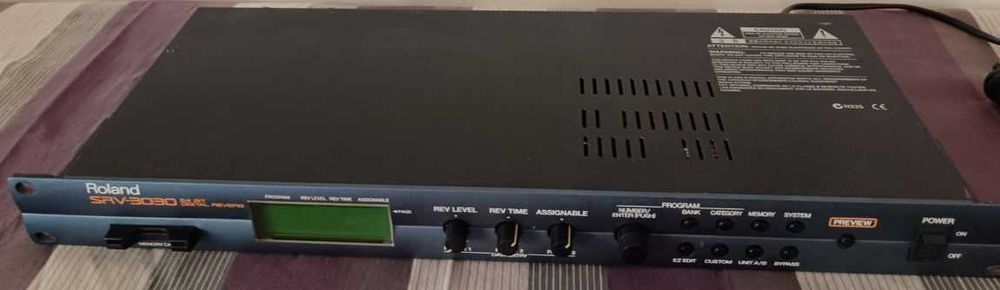 Roland SRV-3030 24-Bit Digital Reverb with Digital I/O