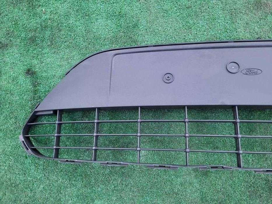 Grelha-para choques Ford Focus 08-11