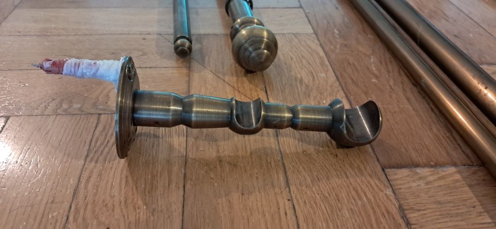 Karnisz 3 komplety mosiądz zaczepy do zasłon