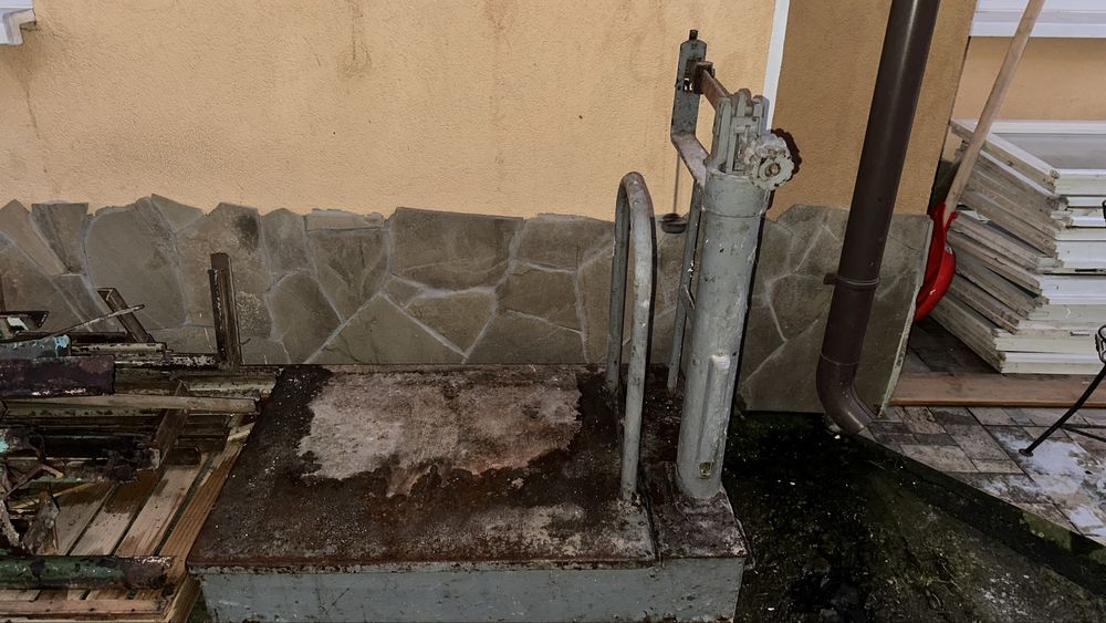 Ваги  БОБРУЙСКИЙ ВЕСОВОЙ ЗАВОД» (Бобруйський ваговий завод). 1:1000