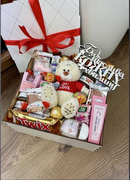 Подарункові бокси. Солодкі бокси