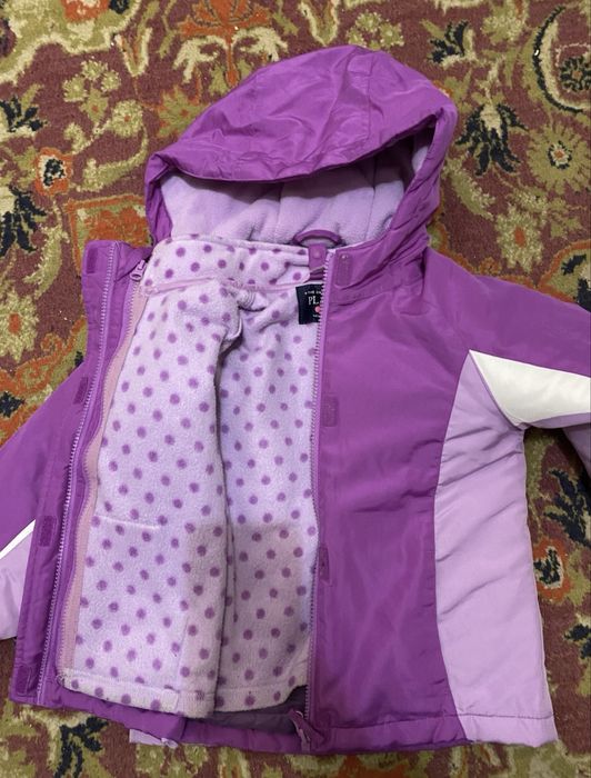 Курточка  на девочку