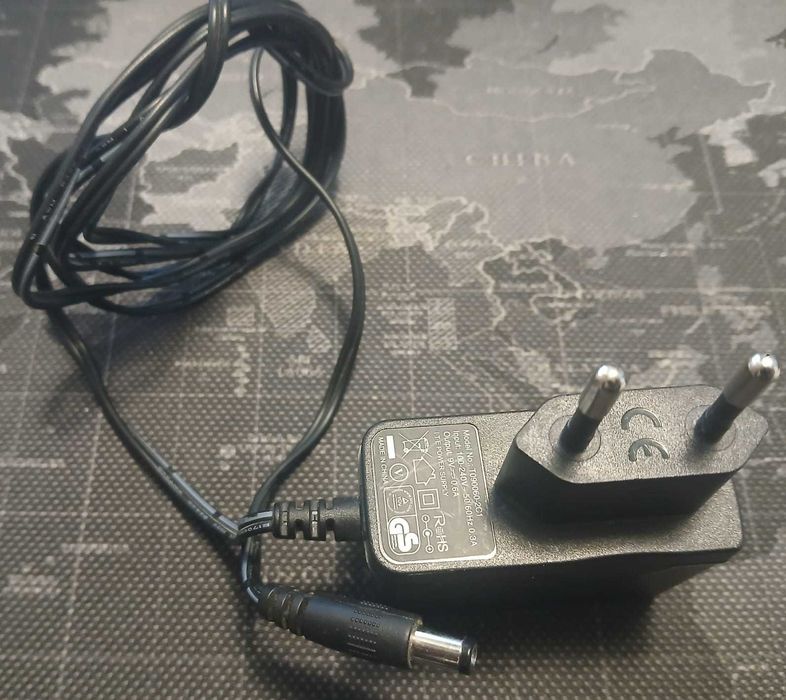 Продам робочий вживаний Блок Живлення. AC->DC, 9V 0,6А DC, TP-LINK