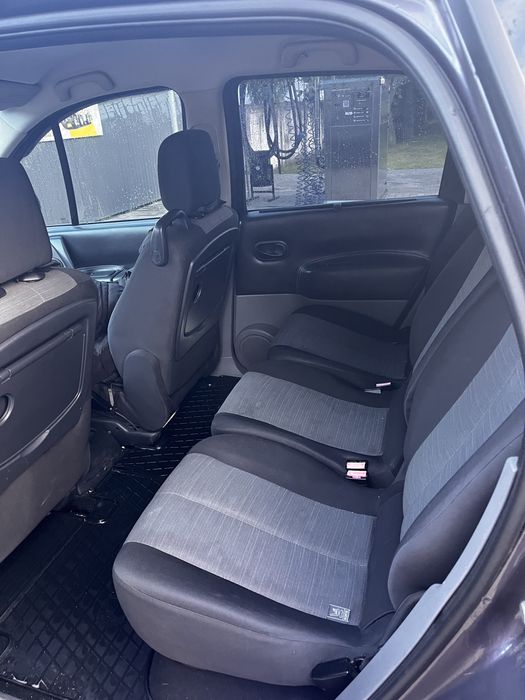 Продам Renault Sceniс 2005 року