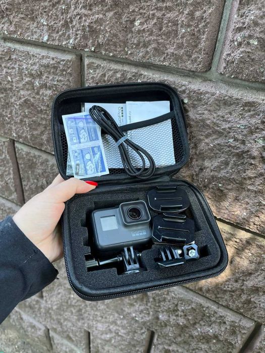 Екшн-камера GoPro Hero 5 з кейсом