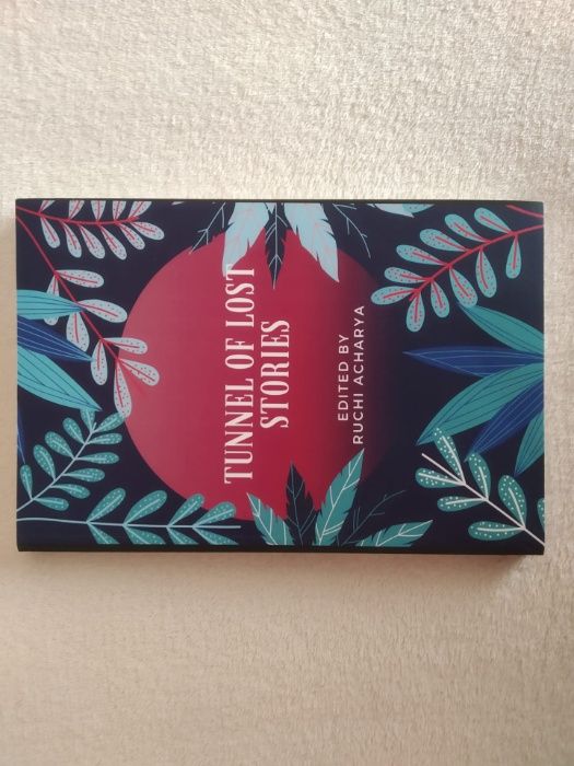 (NOVO, PORTES GRÁTIS) Antologia de Contos: Tunnel of Lost Stories