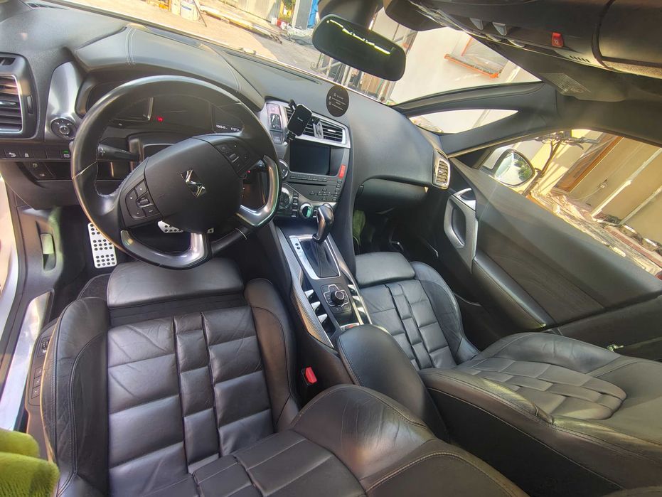 Citroen DS5 Najbogatsza wersja 2013 2.0TDI 163