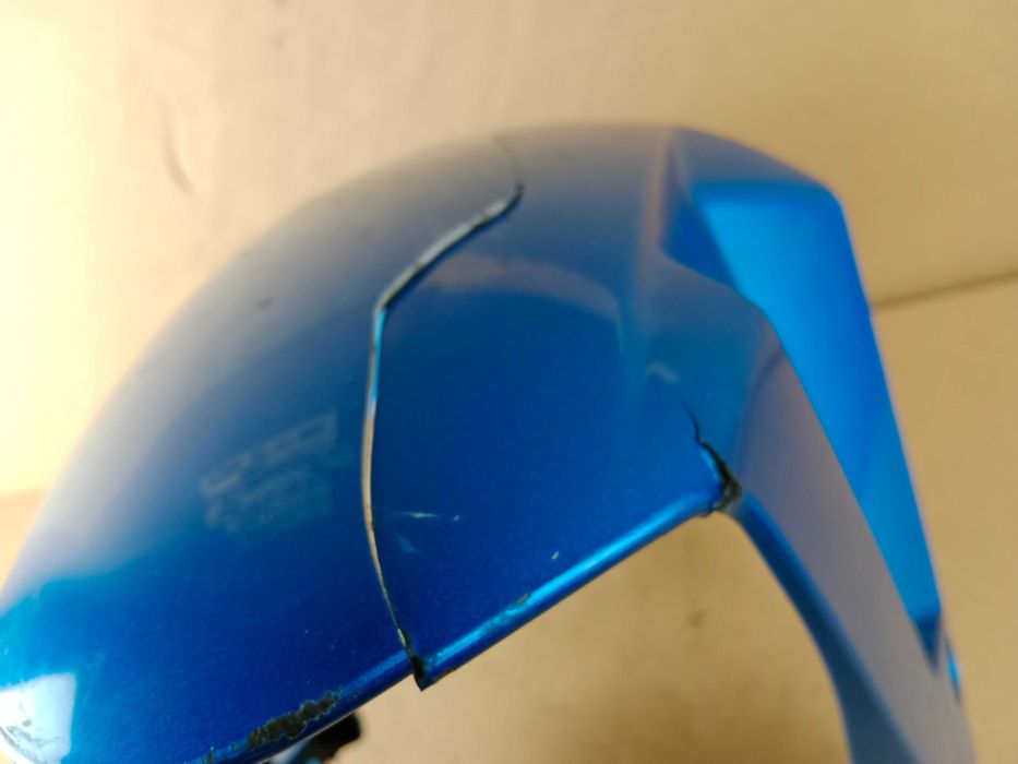 Suzuki GSX-8R Błotnik Przód Przedni 23-26