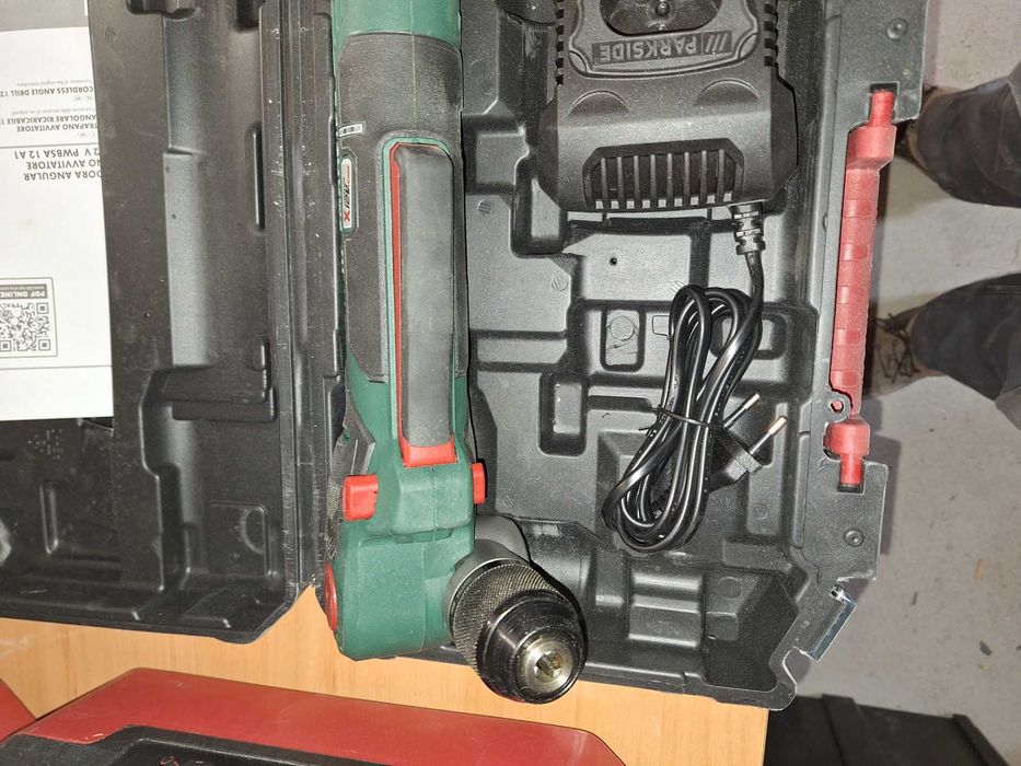 Aparafusadora  Parkside 12 v