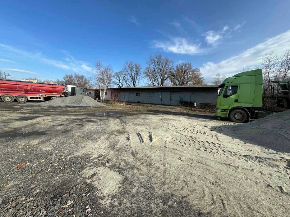 Продаж комерційного комплексу приміщень + земля 60 сотих, м. Дрогобич!