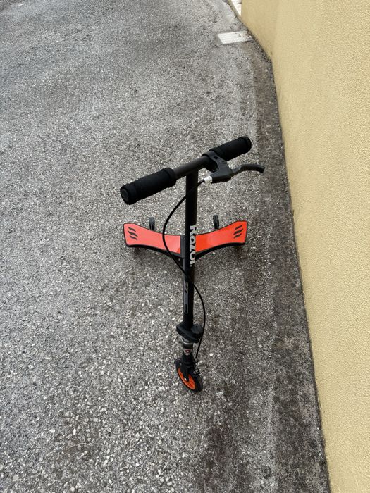 Trotinete de Três rodas