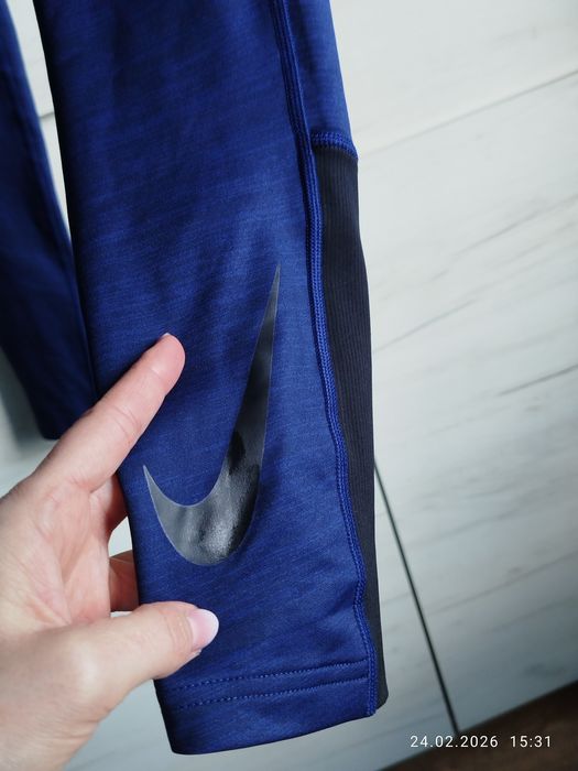 Leginsy sportowe fitness bieganie rower  Nike