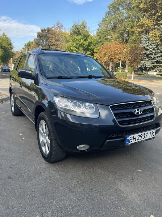 Продам Hyundai Santa Fe
