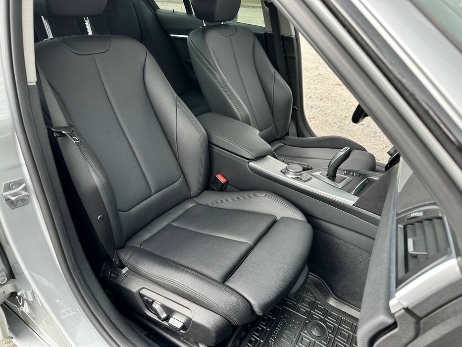 BMW 320i xDrive 2017 2.0 Turbo  AWD