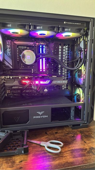 Komputer gamingowy ryzen 7 9800x3d