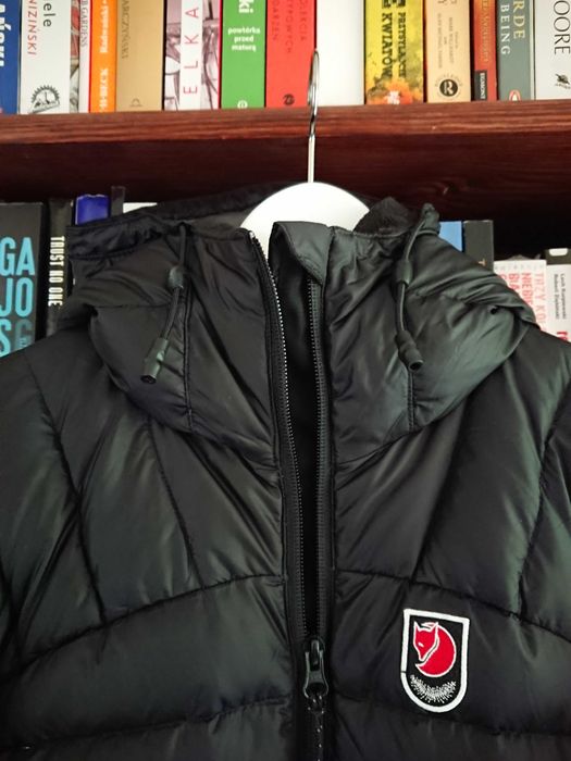 -50% FJALLRAVEN puchowy plaszczyk, parka, dlugi z kapturem 95% puch- S