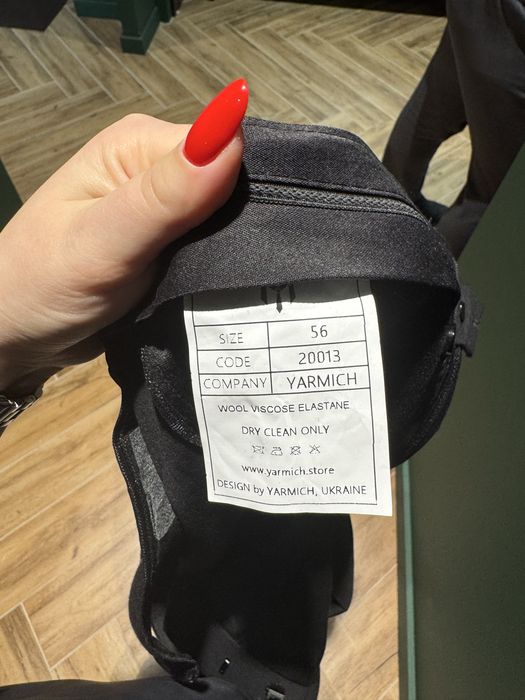 Чоловічий смокінг від українського відомого бренду Yarmich