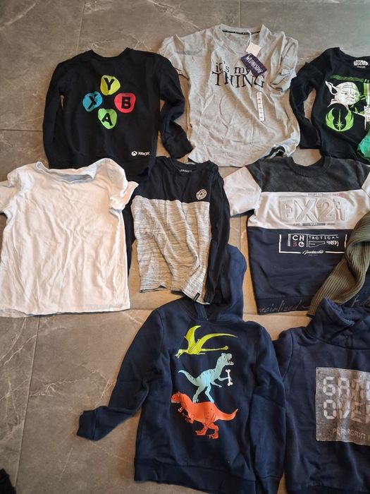 Zestaw bluz dla chłopca 140 146 bluza tshert  bluzy paka ubrań