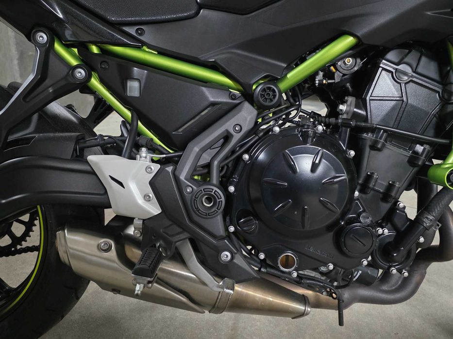 Kawasaki z650 COMO NOVA!