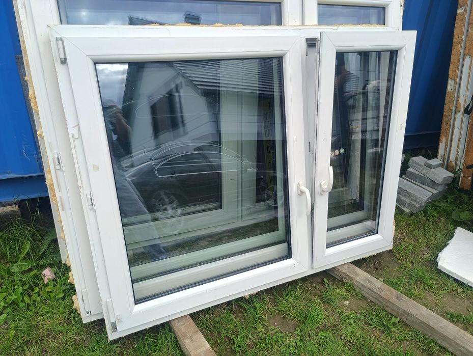 Okno 148x114 orzech plastikowe rozwierno uchylne dwukwaterowe