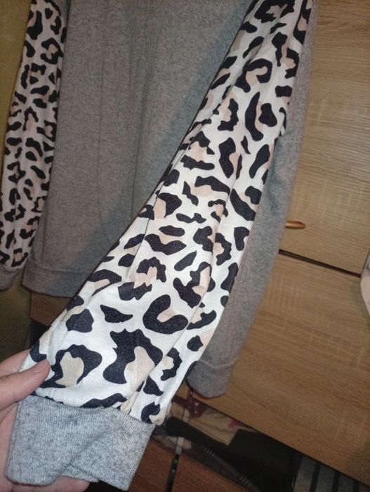 Piękna Bluza L/40